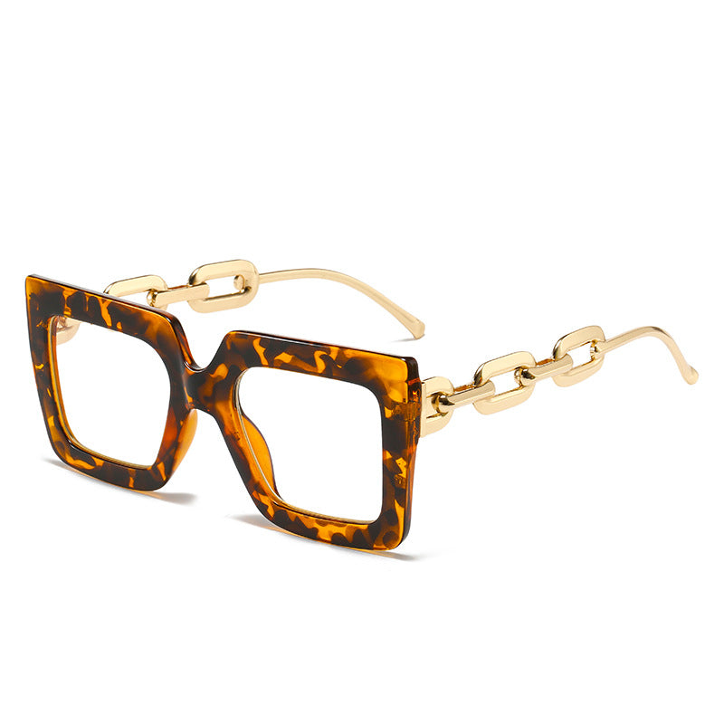 Chain Glasses