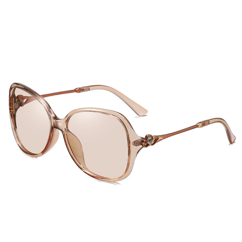 Women's Diamond Studded Polarized Color Changing Sunglasses A644