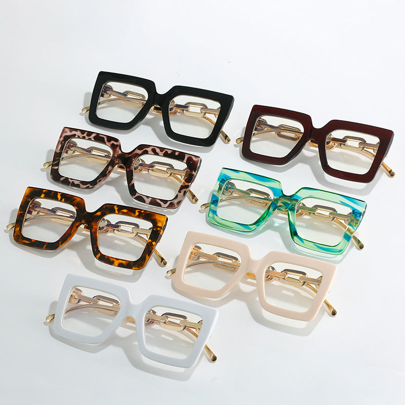 Chain Glasses